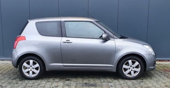 Suzuki Swift - 1.3 Airco/Velg/DealerAuto/Trekhaak/Garantie/TOP - 1