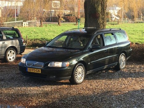 Volvo V70 - 2.5T 154kW Kinetic modeljaar 2005 - 1