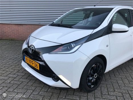 Toyota Aygo - 1.0 VVT-i x-play NIEUWSTAAT - 1