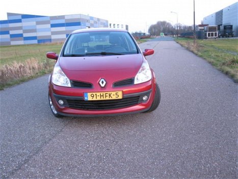 Renault Clio - 1.2 TCE Special Rip Curl - 1