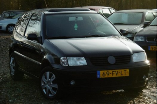 Volkswagen Polo - 1.4 Trendline 140DKM/NAP/PANODAK/APK 09-2020 - 1