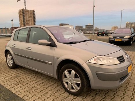 Renault Mégane - 1.6-16V Expression Luxe - 1