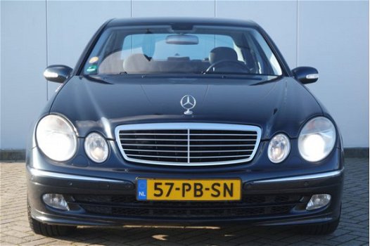 Mercedes-Benz E-klasse - 240 Avantgarde I Comand navigatie I Trekhaak - 1