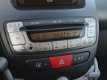 Toyota Aygo - 1.0 VVT-i Now AIRCO/NAVIGATIE/5DRS/ELEK. RAAM - 1 - Thumbnail
