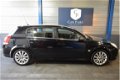 Opel Signum - 2.2-16V Sport AUTOMAAT/KOELKAST/HALF LEDER/LMV/PDC/ECC AIRCO/NAP - 1 - Thumbnail