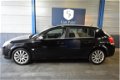 Opel Signum - 2.2-16V Sport AUTOMAAT/KOELKAST/HALF LEDER/LMV/PDC/ECC AIRCO/NAP - 1 - Thumbnail