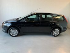 Ford Focus Wagon - 1.6 Titanium Navigatie PDC Climate