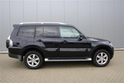 Mitsubishi Pajero - 3.2 DI-D Intense LWB AUT/ Org NL - 1