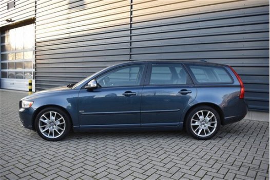 Volvo V50 - 1.6 D2 Sport | Dealer-Onderhouden | Cruise | Airco - 1