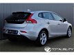 Volvo V40 - 2.0 D2 Kinetic - 1 - Thumbnail