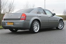 Chrysler 300C - 3.0 V6 CRD 218 PK - RIJK UITGERUSTE AUTO SCHUIFKANTEL-DAK - 20 INCH VELGEN - TREKHAA