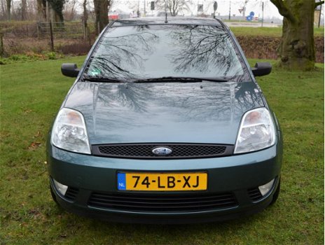 Ford Fiesta - 1.4-16V First Edition | 80PK | 5drs | APK 11-2020 | 15” LM velgen. - 1