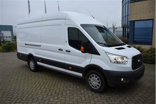 Ford Transit - 2.0 TDCI L4H3 130pk Airco / 270 Deuren / Trekhaak / EURO 6 / Trend - 1