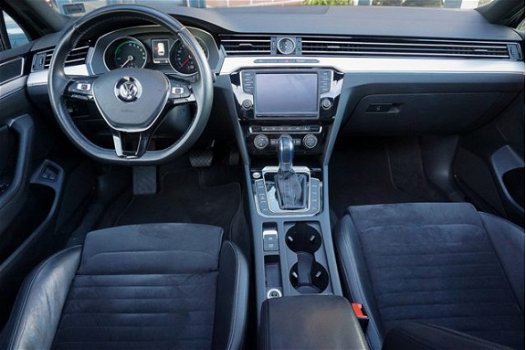 Volkswagen Passat Variant - 1.4 TSI GTE Highline | PANORAMADAK | LED | EX BTW | - 1