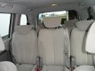 Kia Carnival - 2.7 V6 AUT - 1 - Thumbnail