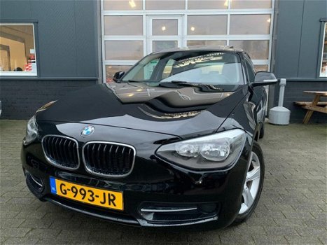 BMW 1-serie - 114i Business+ |schuifdak|achter camera|sport| - 1
