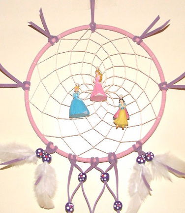 DISNEY PRINSESJES Dromenvanger / Dreamcatcher in roze-lila tintjes: Ring=15cm - Afbeelding 2