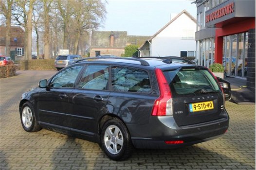 Volvo V50 - 1.6D S/S Summum / NAVI / CRUISE CTR. / PDC / AIRCO-ECC / LM-VELGEN - 1