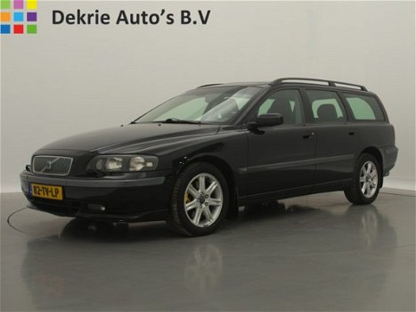 Volvo V70 - 2.4 D5 Geartronic Edition II AUT. *YOUNGTIMER* / HAICO UITVOERING / NAVI / LEDER / AIRCO - 1