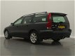 Volvo V70 - 2.4 D5 Geartronic Edition II AUT. *YOUNGTIMER* / HAICO UITVOERING / NAVI / LEDER / AIRCO - 1 - Thumbnail