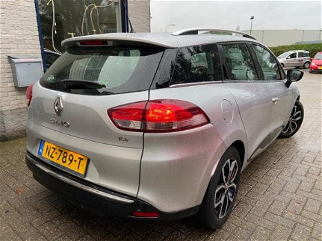 Renault Clio Estate - 0.9 TCe Intens Led Koplampen/Half-Leer/Clima/Cruise/Navi/16Inch/1ste Eigenaar - 1