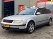 Volkswagen Passat Variant - 1.8-5V Trendline - 1 - Thumbnail