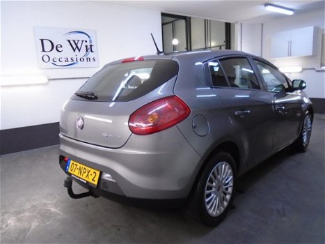 Fiat Bravo - 1.4 T-Jet Dynamic incl. NAVI. en NWE APK/GARANTIE ZEER MOOI - 1