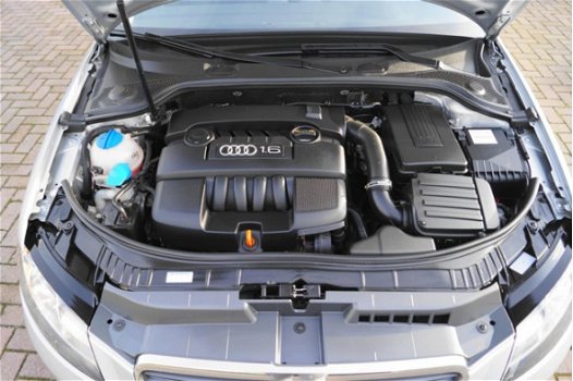 Audi A3 - 1.6 Attraction Business Edition NAVIGATIE - 1