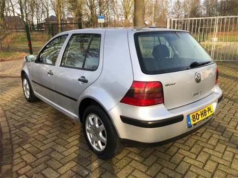 Volkswagen Golf - 1.6-16V Trendline airco nette auto - 1