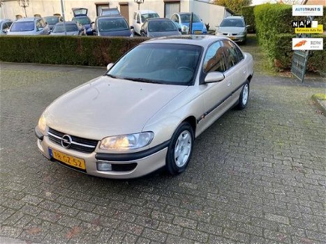 Opel Omega - 2.0i-16V Diamond 1e EIGENAAR KM 189012 MET NAP - 1