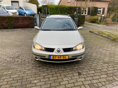 Renault Laguna Grand Tour - 1.9 dCi Expression NAVIGATIE CLIMA - 1