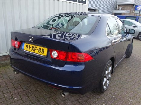 Honda Accord - 2.4i 191pk *Volledig onderh* Sunroof Navi Stoelverw 18inch Trekh Executive - 1