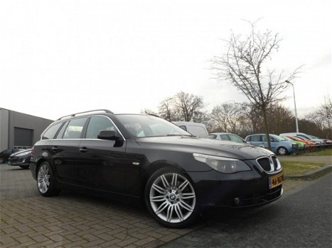 BMW 5-serie Touring - 525d Executive XENON/NAVI/LEDER/TREKH - 1