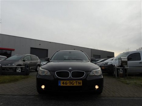 BMW 5-serie Touring - 525d Executive XENON/NAVI/LEDER/TREKH - 1