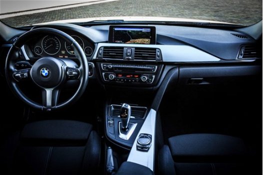 BMW 3-serie Touring - 316d Automaat Sport Xenon | Navi Prof. | Sportstoelen | Cruise | Clima | Bluet - 1