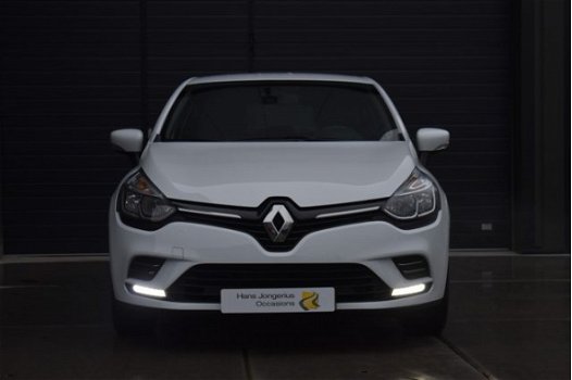 Renault Clio - TCe 90 Zen | AIRCO | NAVI | PDC | ARMSTEUN | CRUISE CONTROL | ORG.NL - 1