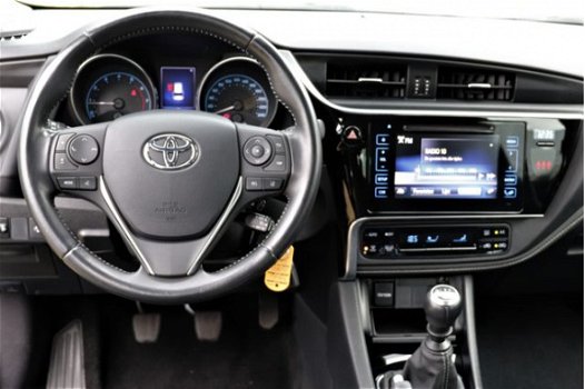 Toyota Auris Touring Sports - 1.2T Aspiration CAMERA ECC CRUISE LANE ASSIST RIJSTROOKSENSOR DAB+ 1e - 1