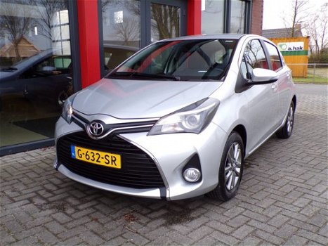 Toyota Yaris - 1.3 VVT-i Dynamic Keyless Navi Camera ECC Cruise - 1