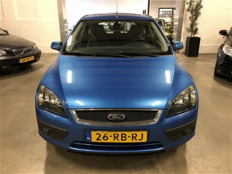 Ford Focus - 1.6 74KW 5D First Edition Ambiente/AIRCO/AUDIO/LMV - 1