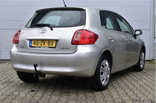 Toyota Auris - 1.6-16V Sol - 1