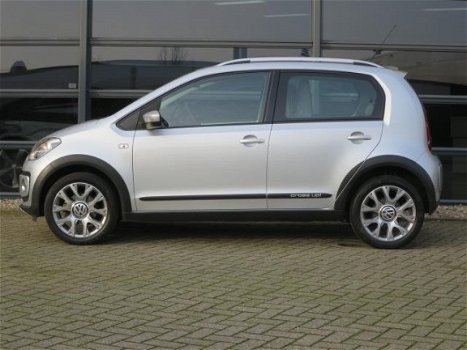 Volkswagen Up! - 1.0 75PK Cross Up |Zuinig|Navi|CruiseControl|Airco|5-drs - 1