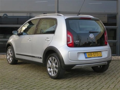 Volkswagen Up! - 1.0 75PK Cross Up |Zuinig|Navi|CruiseControl|Airco|5-drs - 1