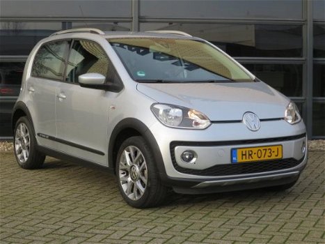 Volkswagen Up! - 1.0 75PK Cross Up |Zuinig|Navi|CruiseControl|Airco|5-drs - 1