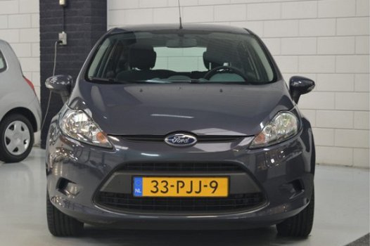 Ford Fiesta - 1.25 Limited // 68.000 km // AIRCO // TREKHAAK // - 1