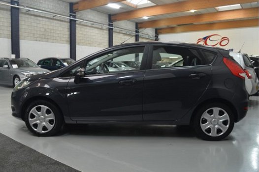 Ford Fiesta - 1.25 Limited // 68.000 km // AIRCO // TREKHAAK // - 1