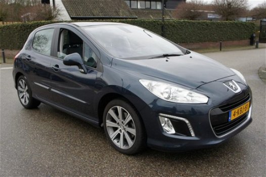 Peugeot 308 - 1.6 THP Allure 1eEIG LEDER/NAVI/PANO/PDC - 1