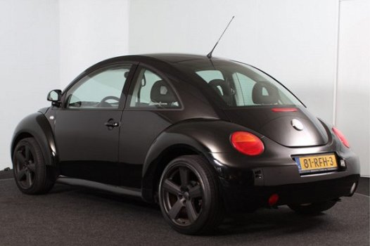 Volkswagen New Beetle - 2.0 Highline | airco | - 1