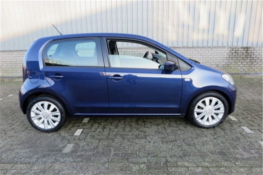 Volkswagen Up! - 1.0 Move up Executive 5Drs /Navi/16inch/Airco/NAP/Garantie - 1