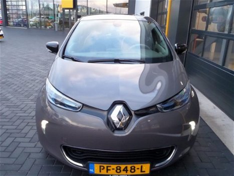 Renault Zoe - R90 Bose 41 kWh Accuhuur 4 % Bijtelling €17.900, - Incl. BTW - 1