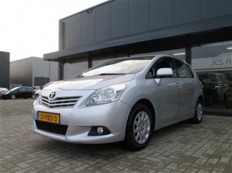 Toyota Verso - 1.8 16v VVT-i Aspiration Ecc Cruise Navi 2011 - 1